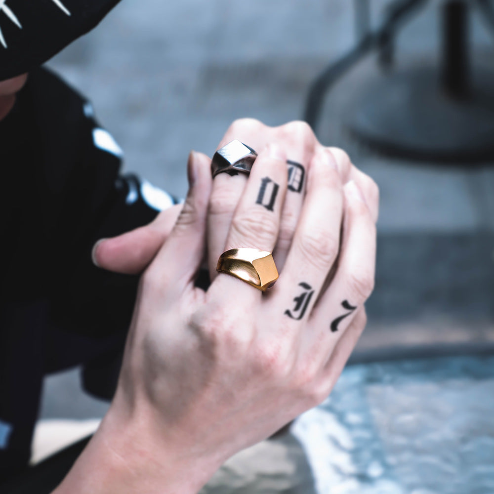 Minimalist geometric square diamond-shaped retro rings