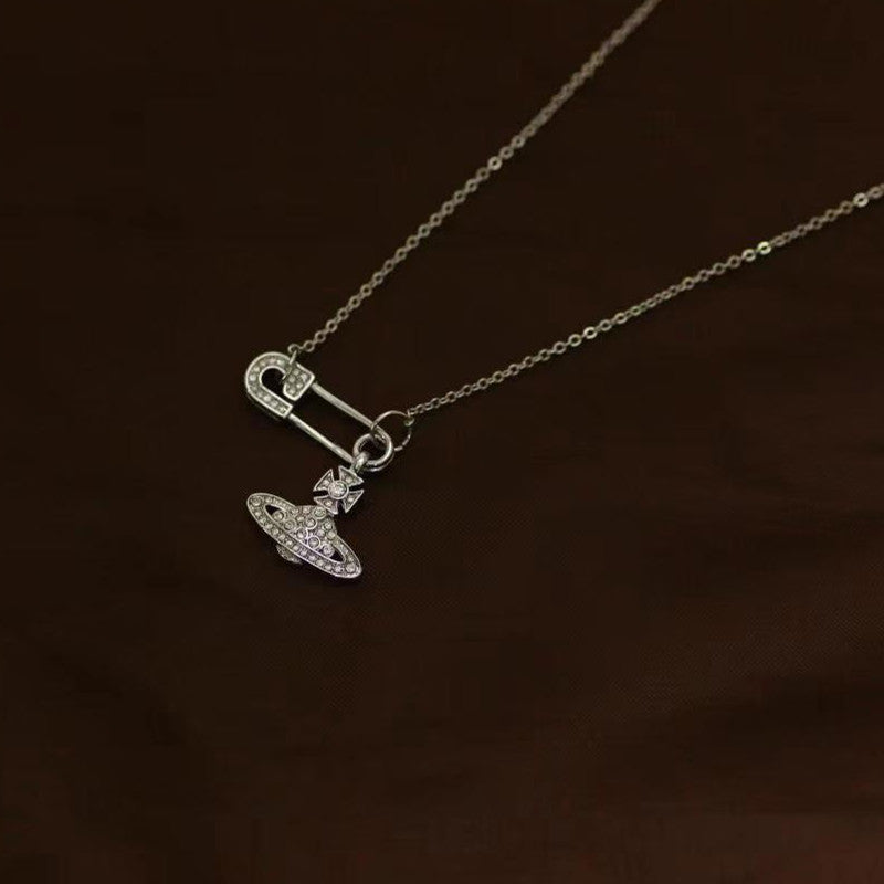 Brooch pearl necklace women&