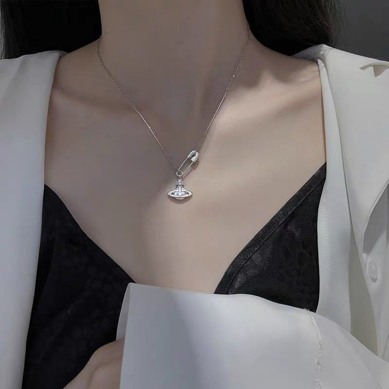 Saturn pin necklace women&