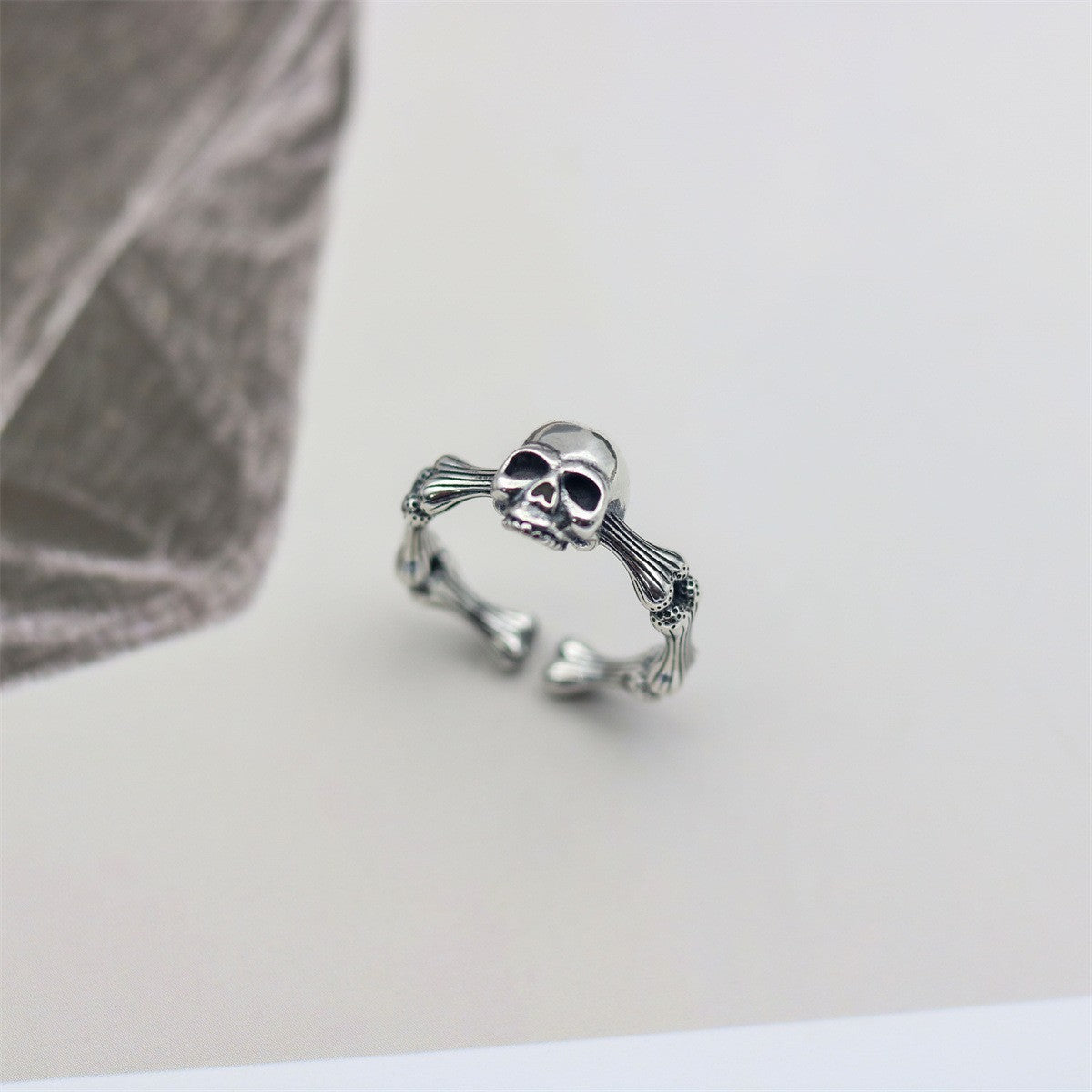 Skull open ring