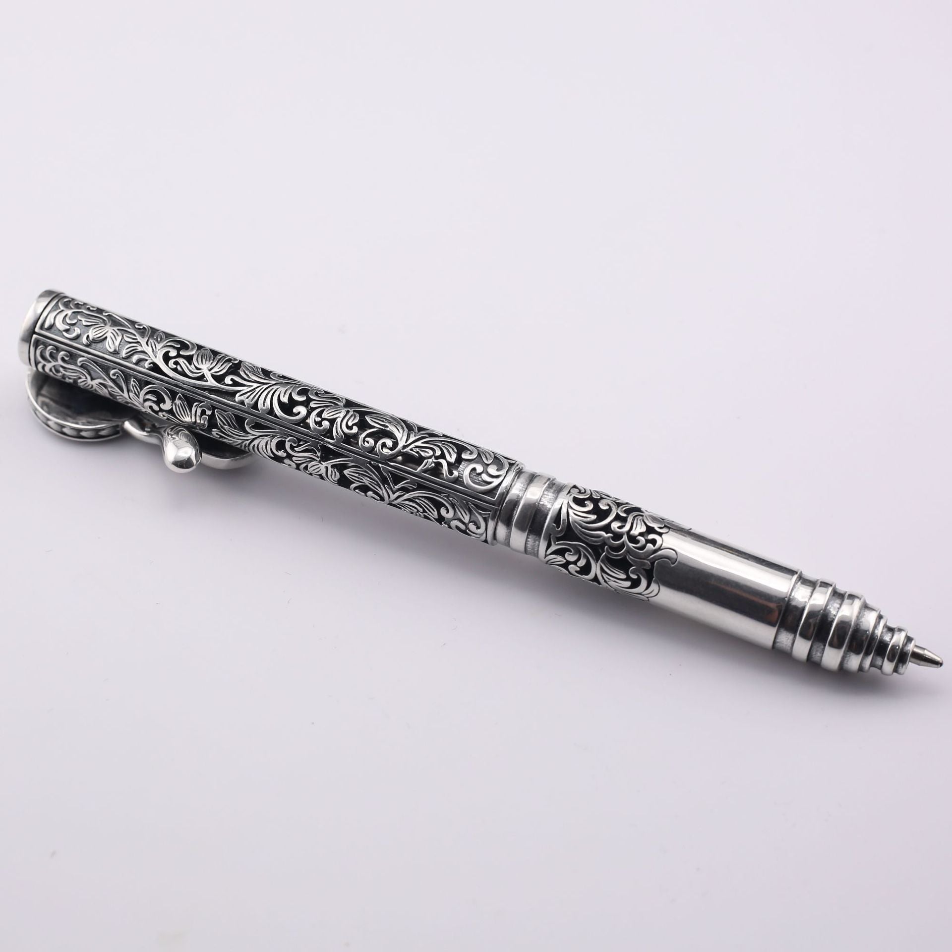 Hollow six-pointed star pattern gel pen
