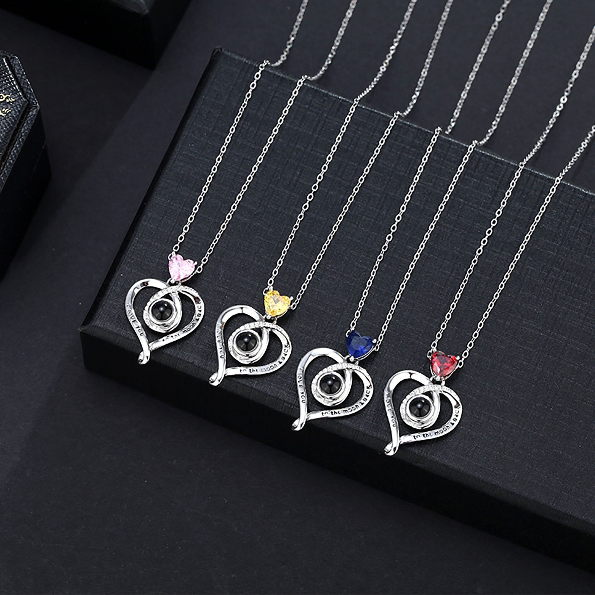 Love with customizable photosProjection Necklace Pendant Jewelry For Lover Girlfriend