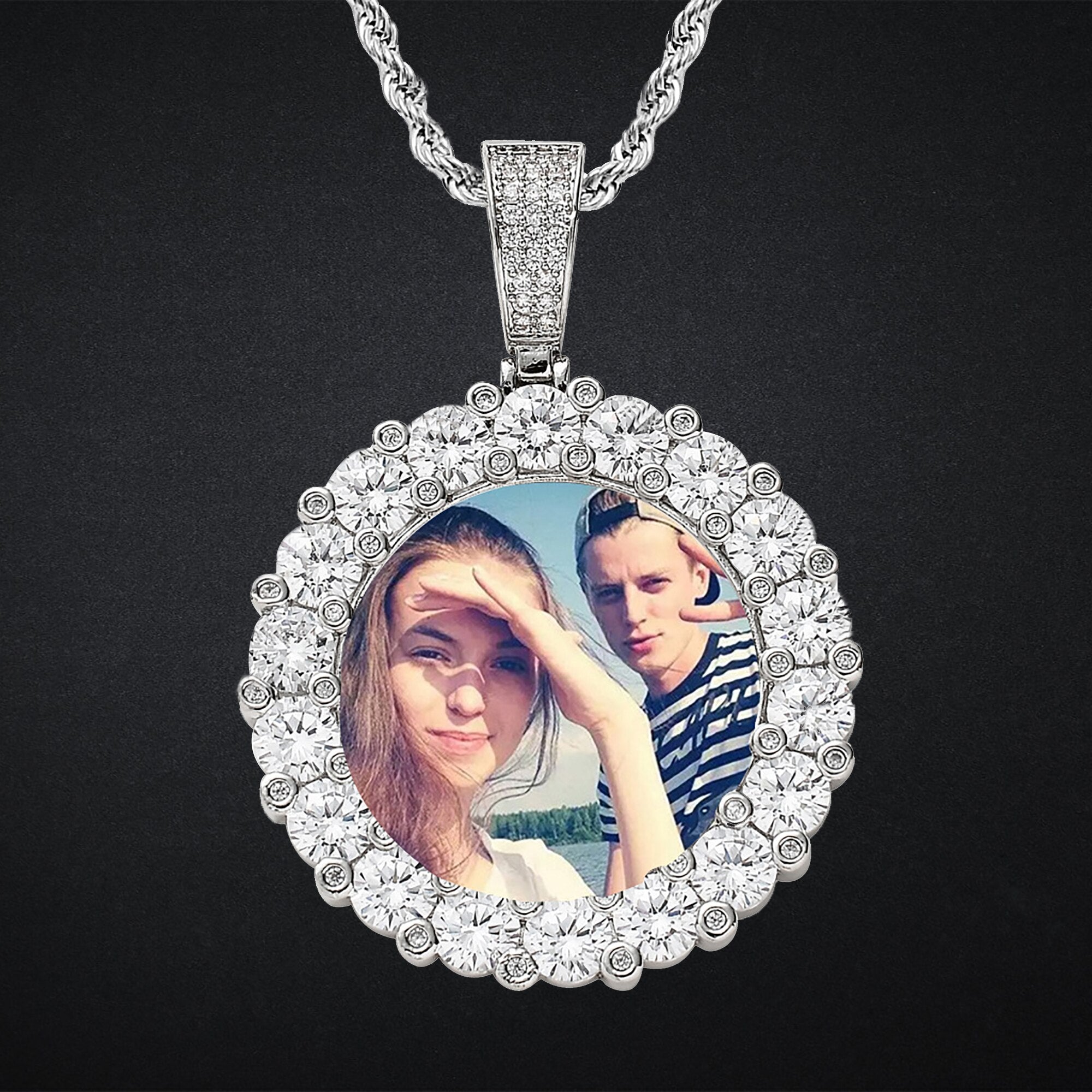 Customizable photoMen&