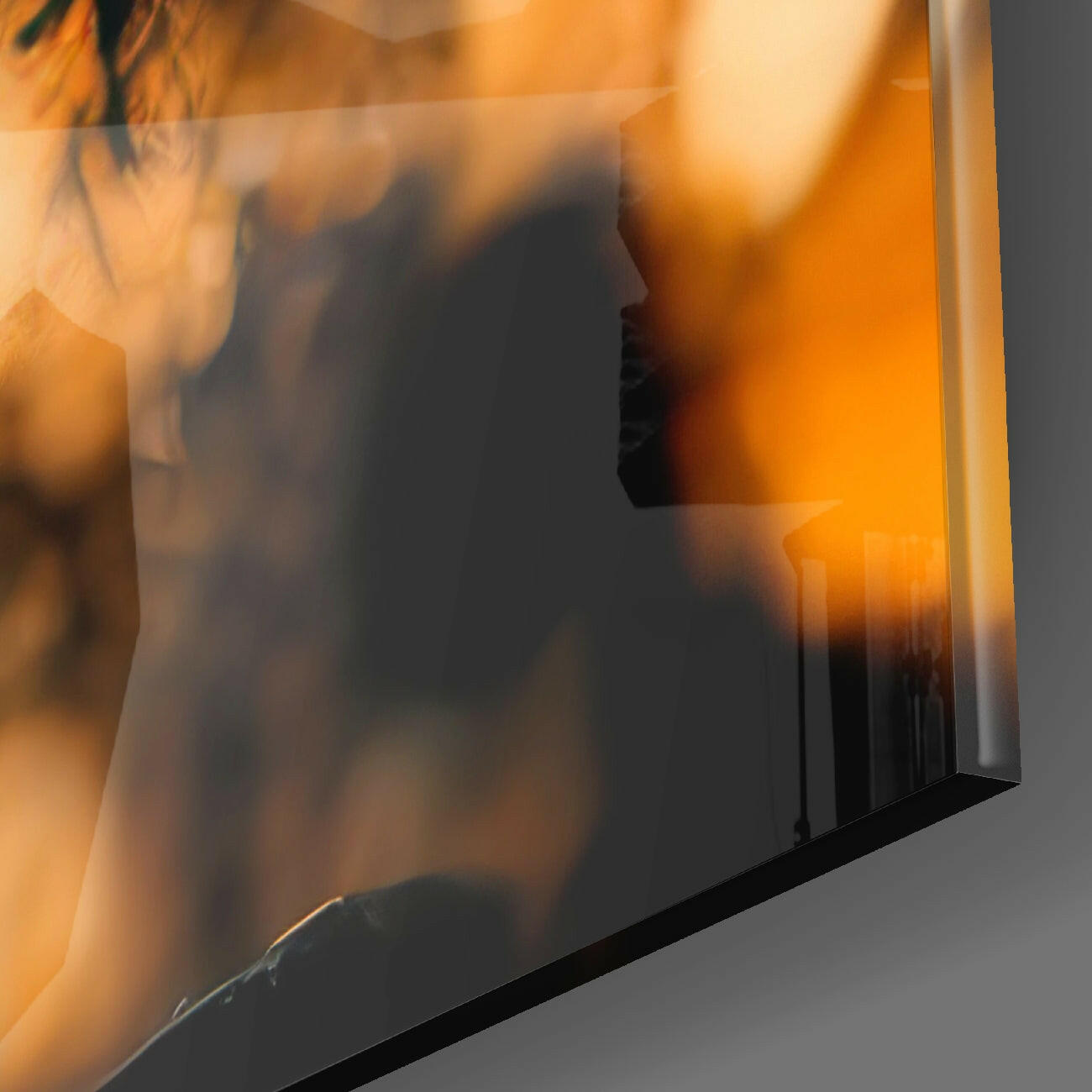 Survivor Glass Wall Art || Designer Collection
