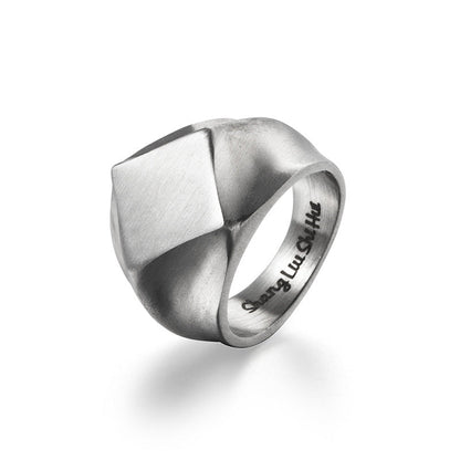 Minimalist geometric square diamond-shaped retro rings