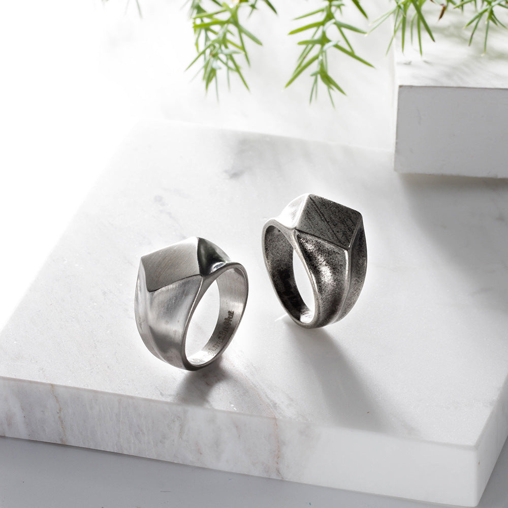 Minimalist geometric square diamond-shaped retro rings