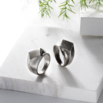 Minimalist geometric square diamond-shaped retro rings