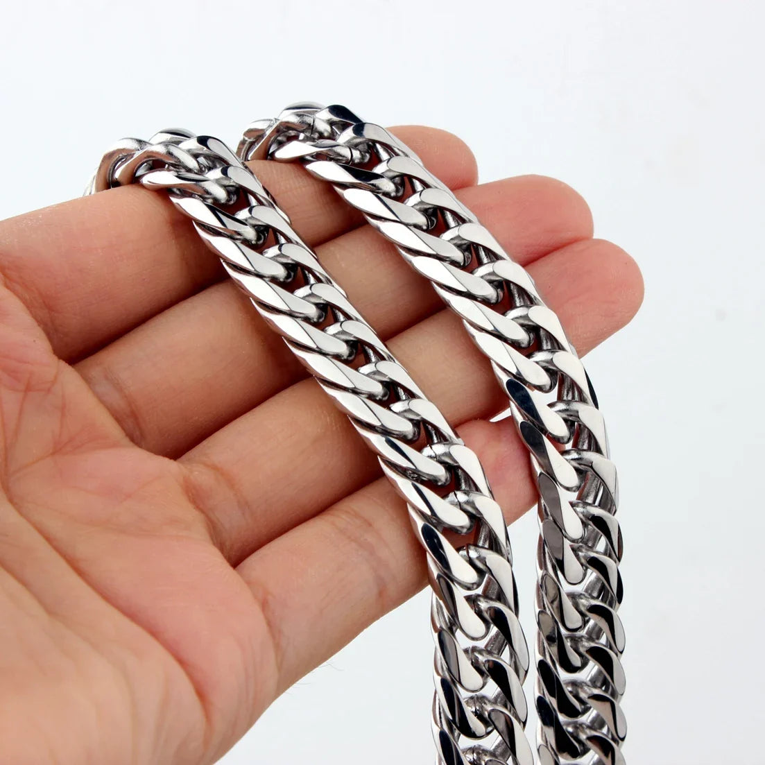 chunky silver necklace
