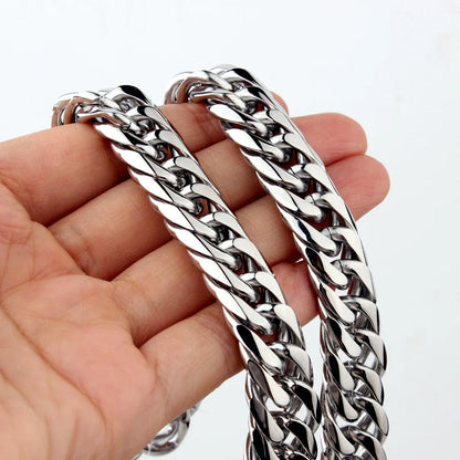 chunky silver necklace