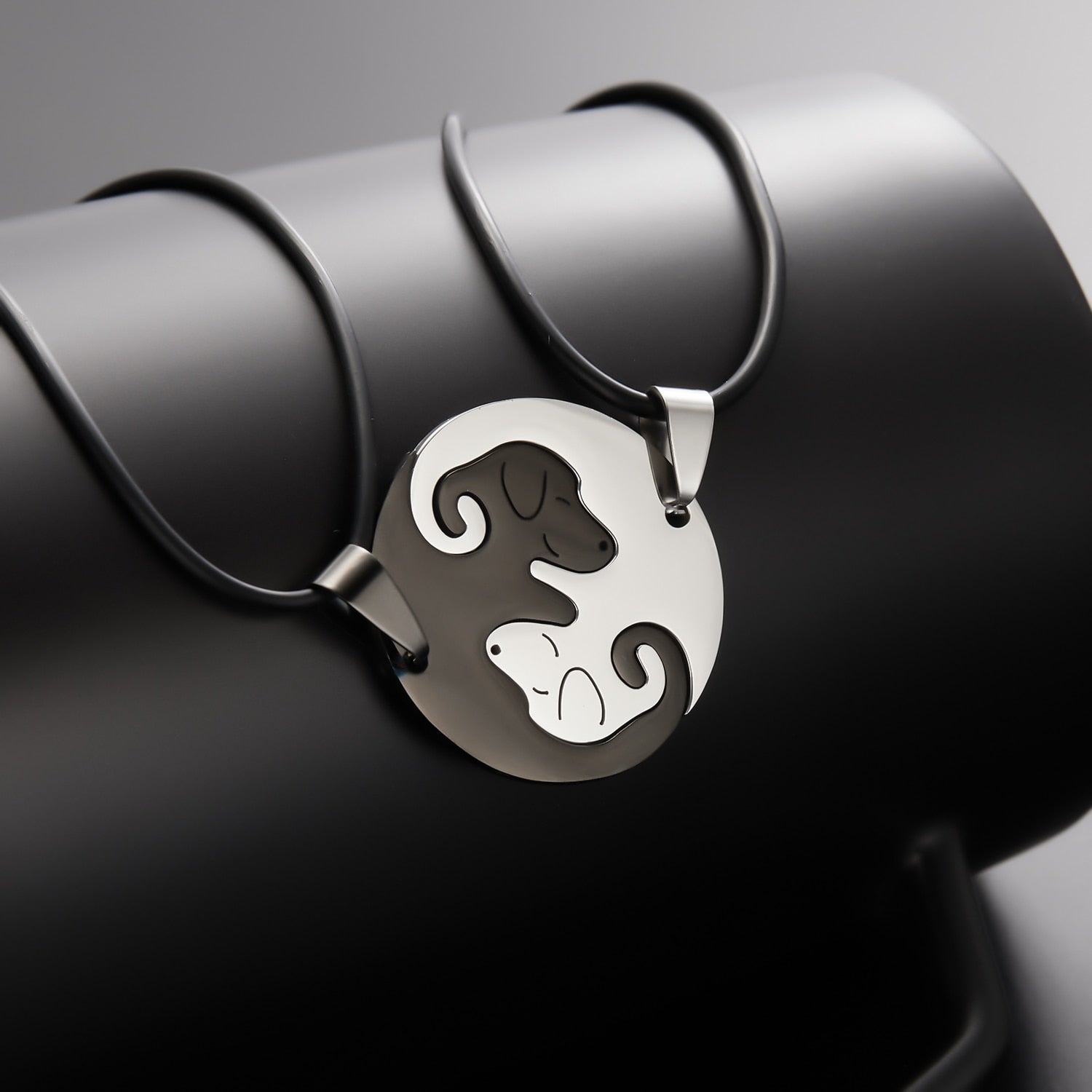 Black White Couple dog Necklace Animal Puppy Pendant Choker Necklaces Lover Valentine&
