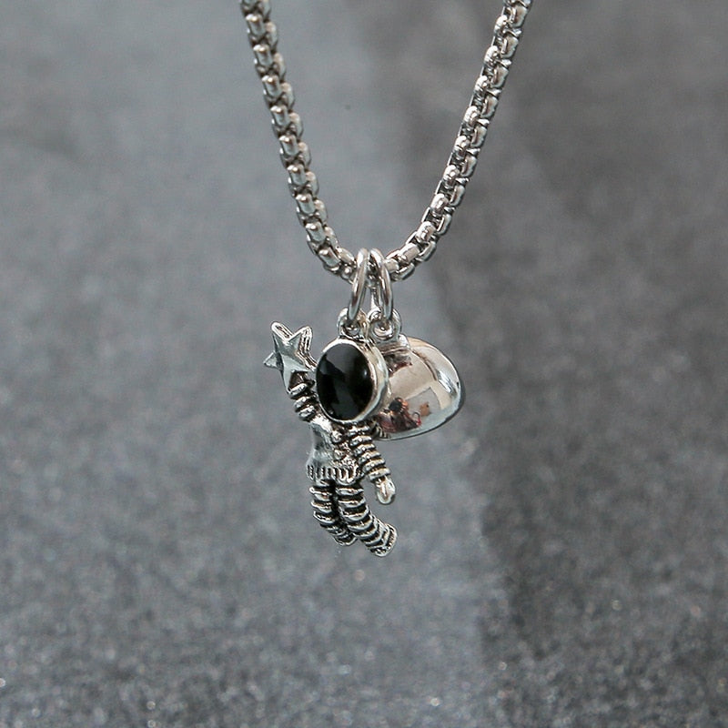 2Pcs Magnetic Couple Necklace Astronaut Pendant  Heart Star Choker Valentine&