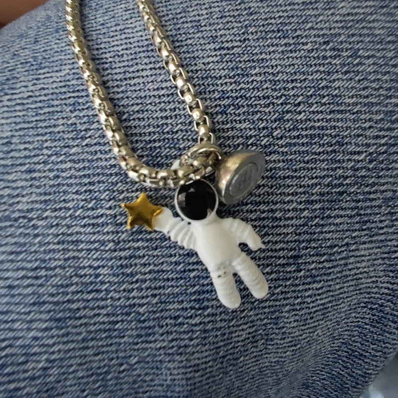 2Pcs Magnetic Couple Necklace Astronaut Pendant  Heart Star Choker Valentine&