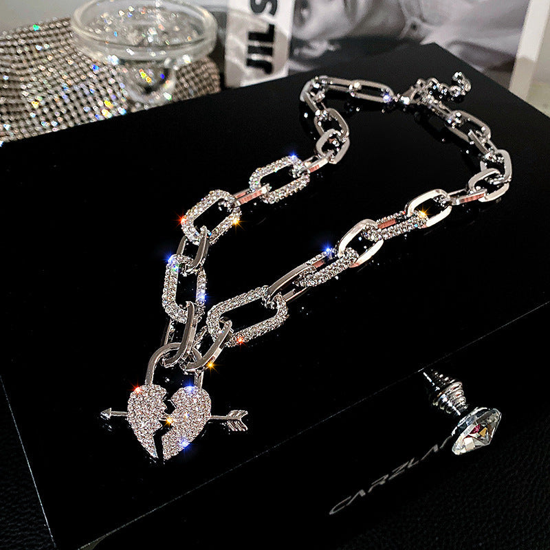 Metal Love Heart Cupid Pendants Female Clavicle Chain Light Luxury Niche Design Necklace