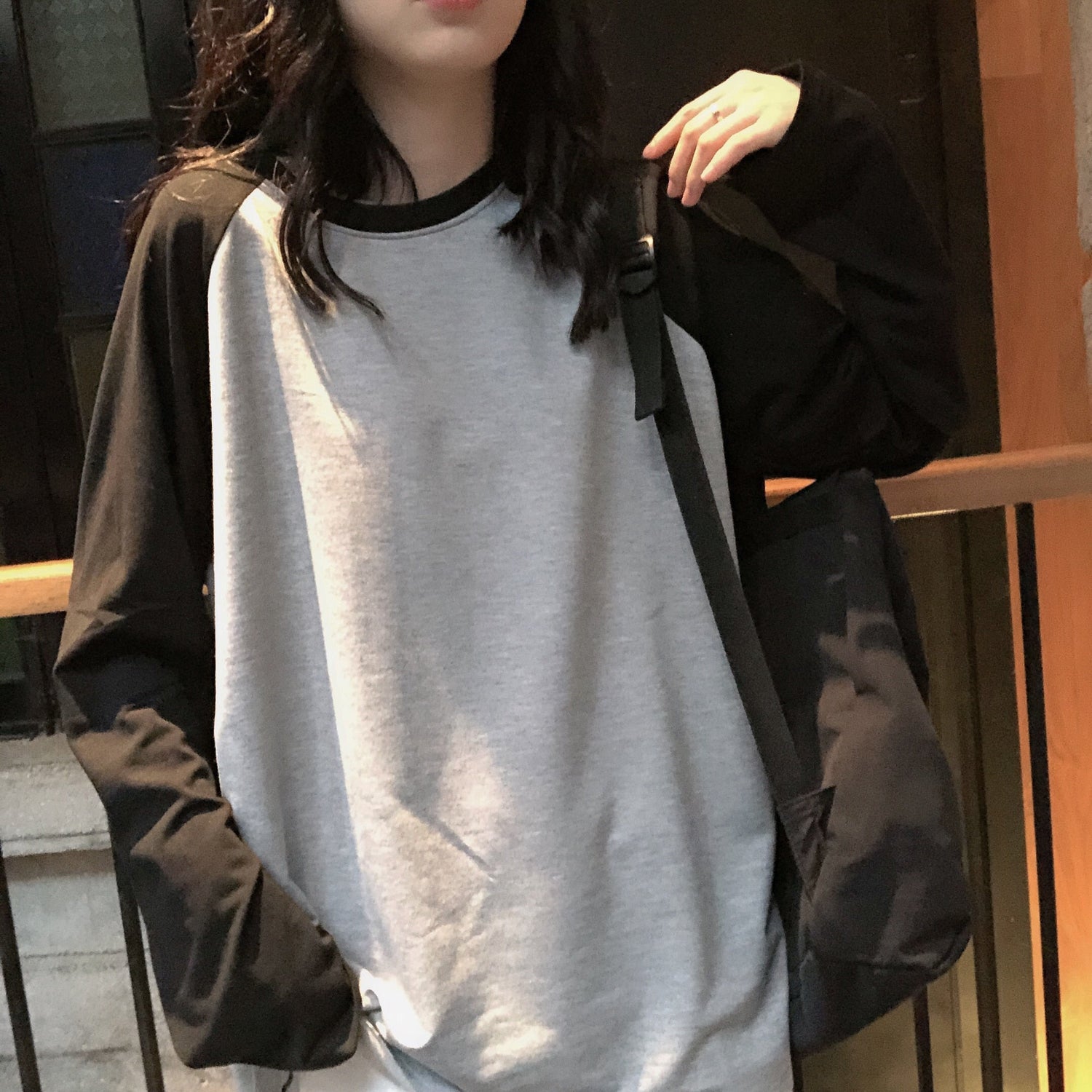 Female T-shirt Round collar Contrast Color Long Sleeve T Shirt Women spring T-Shirts
