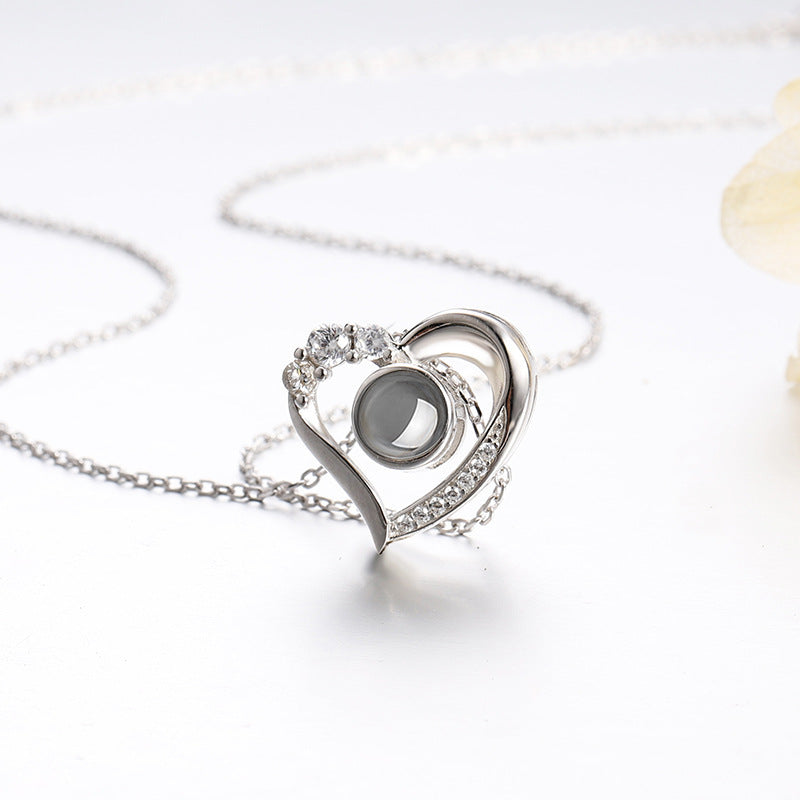 Heart Shaped Projection necklace