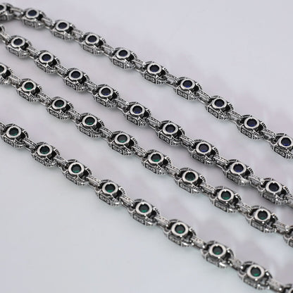 Aragogaceous pattern sapphire necklace for couples