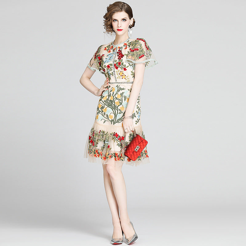 Short-sleeved mesh ruffle dress