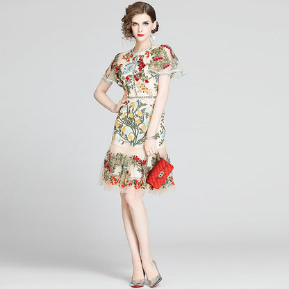 Short-sleeved mesh ruffle dress