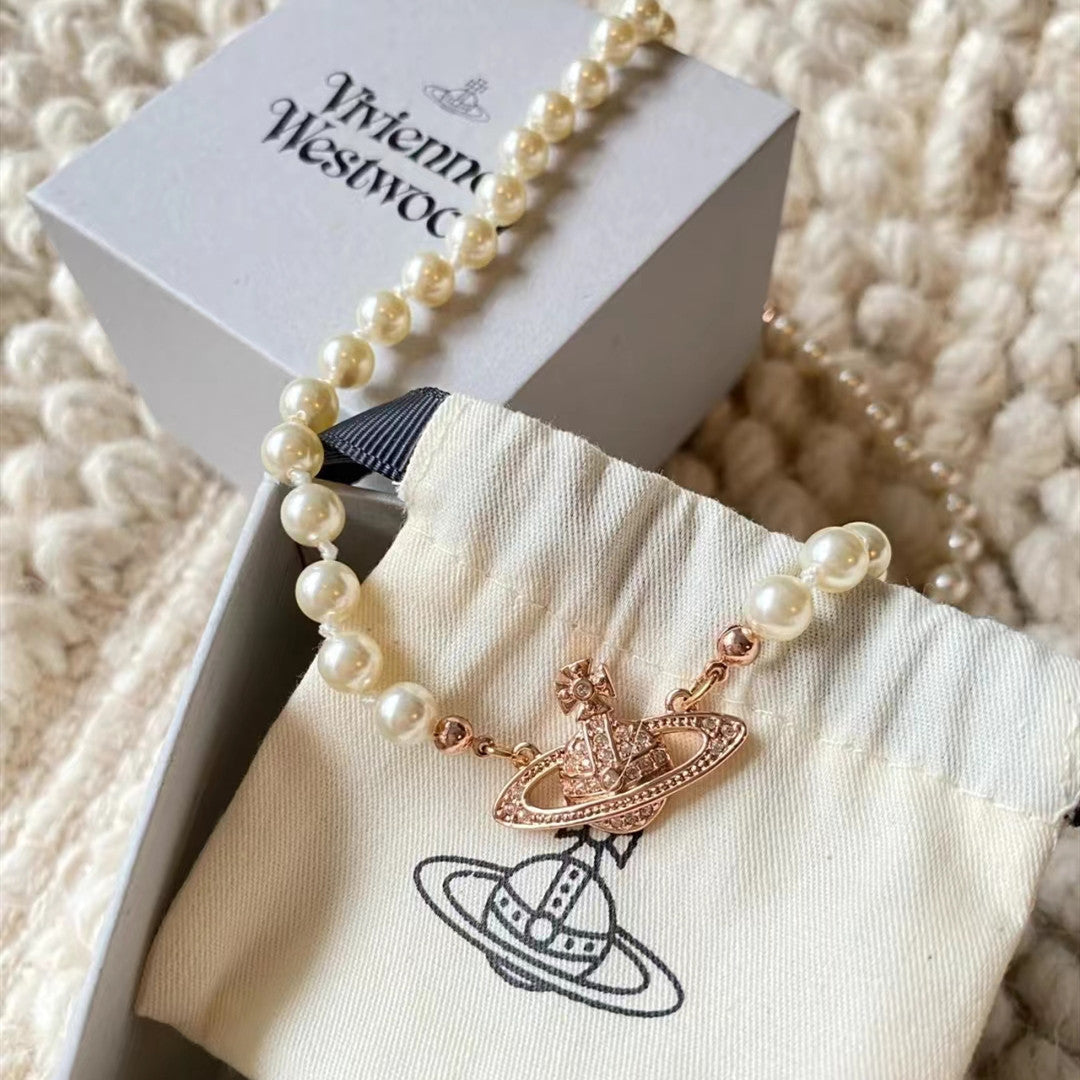 Brooch pearl necklace women&