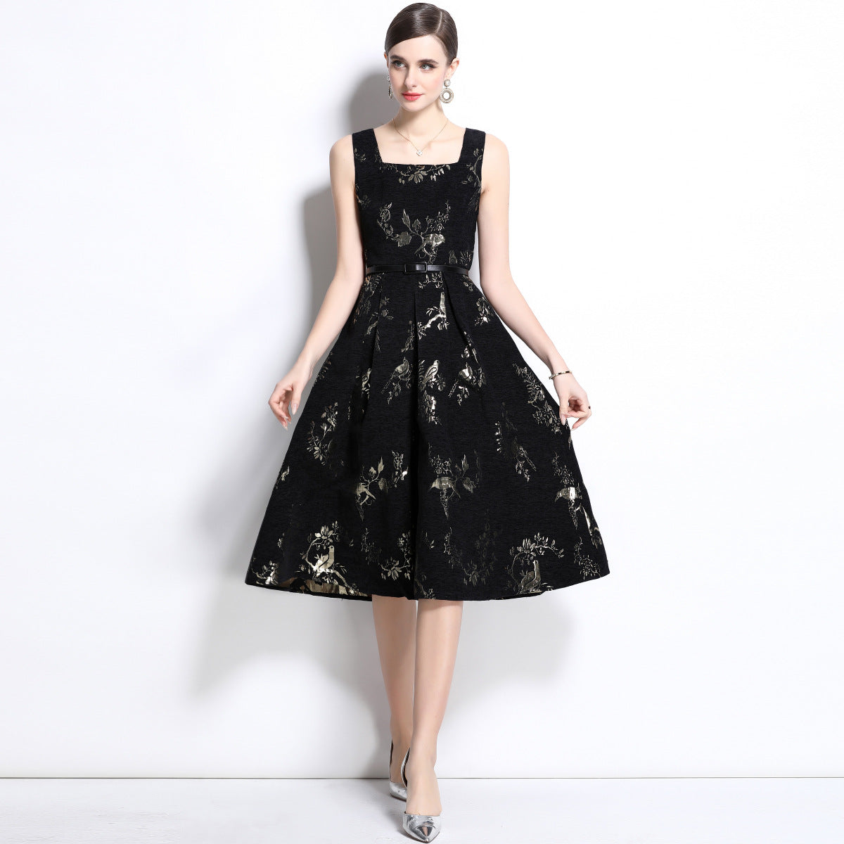 Summer sleeveless floral dress