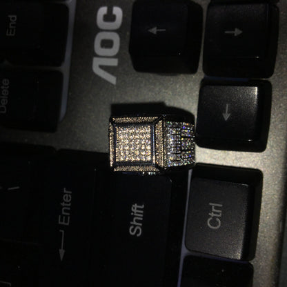 Hip-hop square diamond-encrusted couple ring