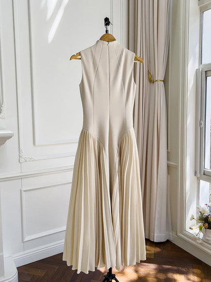 Pleated round neck sleeveless A dress with waist slimming long skirt
