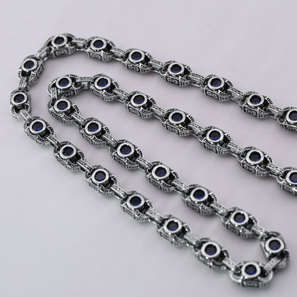 Aragogaceous pattern sapphire necklace for couples