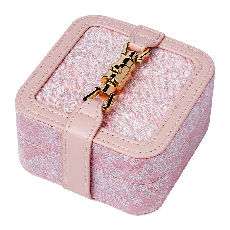Retro embroidery portable jewelry box