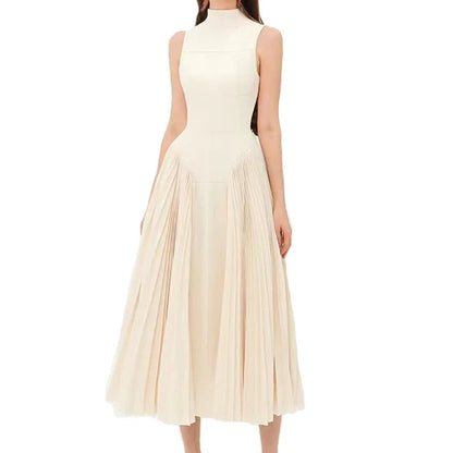 Pleated round neck sleeveless A dress with waist slimming long skirt