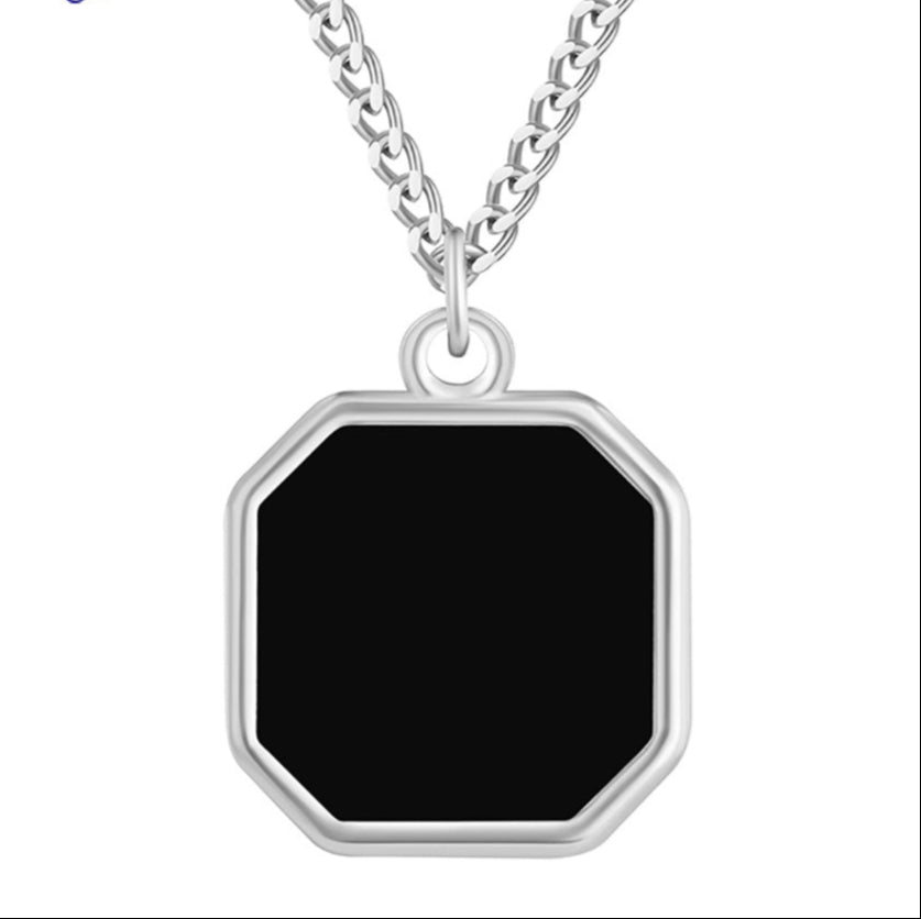 Personalized photo heating color changing necklace