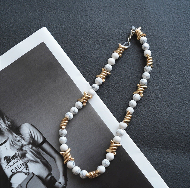 Thorn Light Luxury White Turquoise Pearl Metal Necklace
