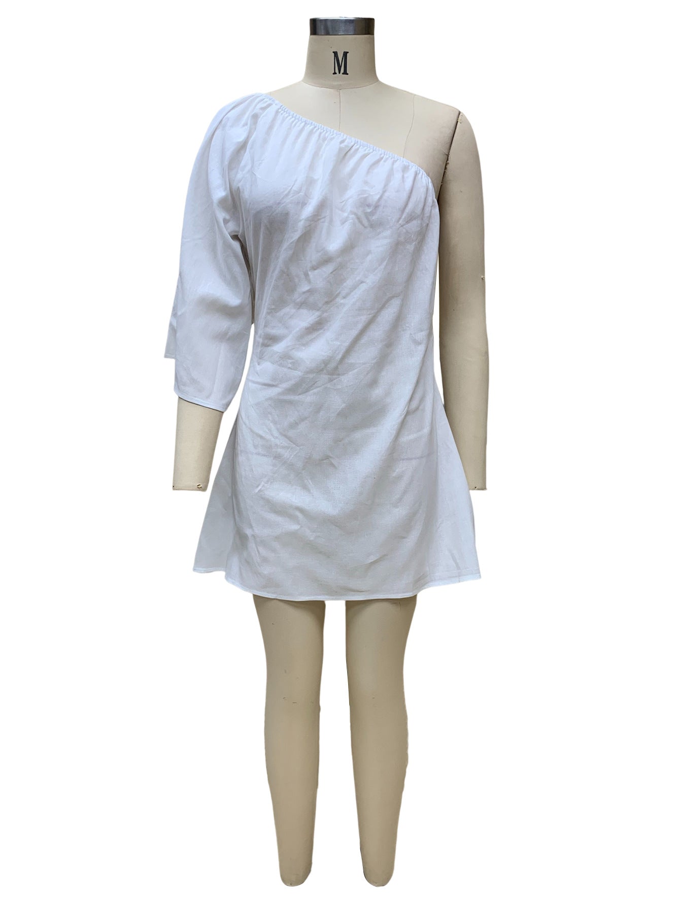 2023 Loose Slim Slanted Shoulder Short Dress
