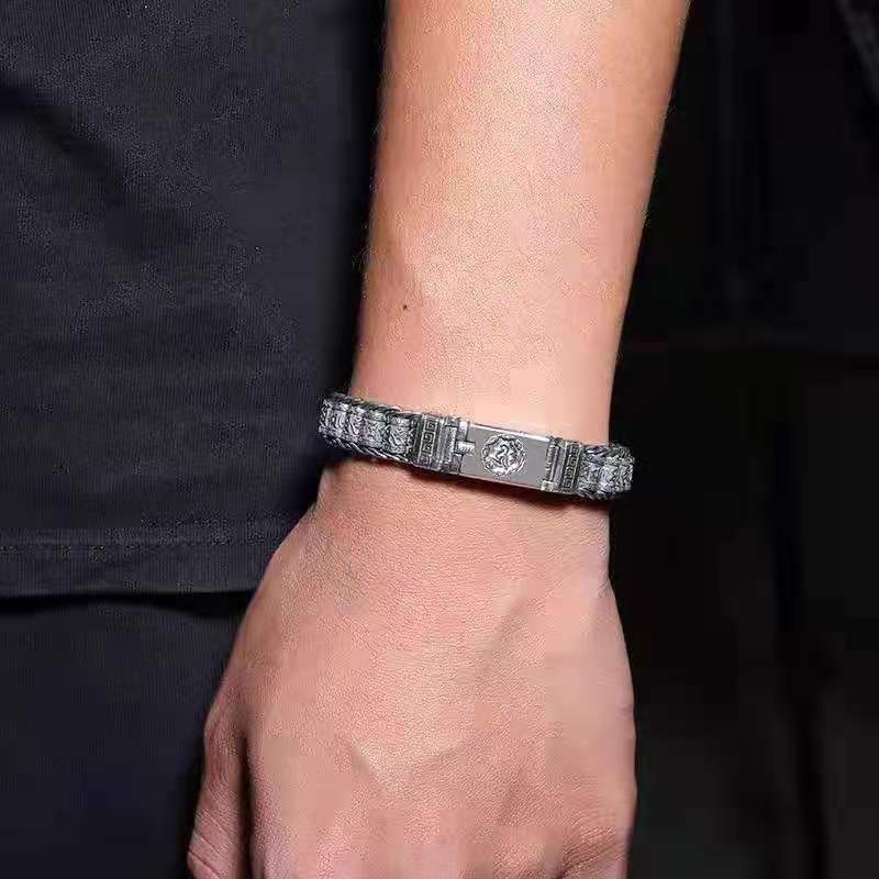 Six-character mantra roller bracelet
