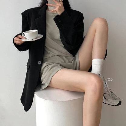 Fashionable small suit jacket for women