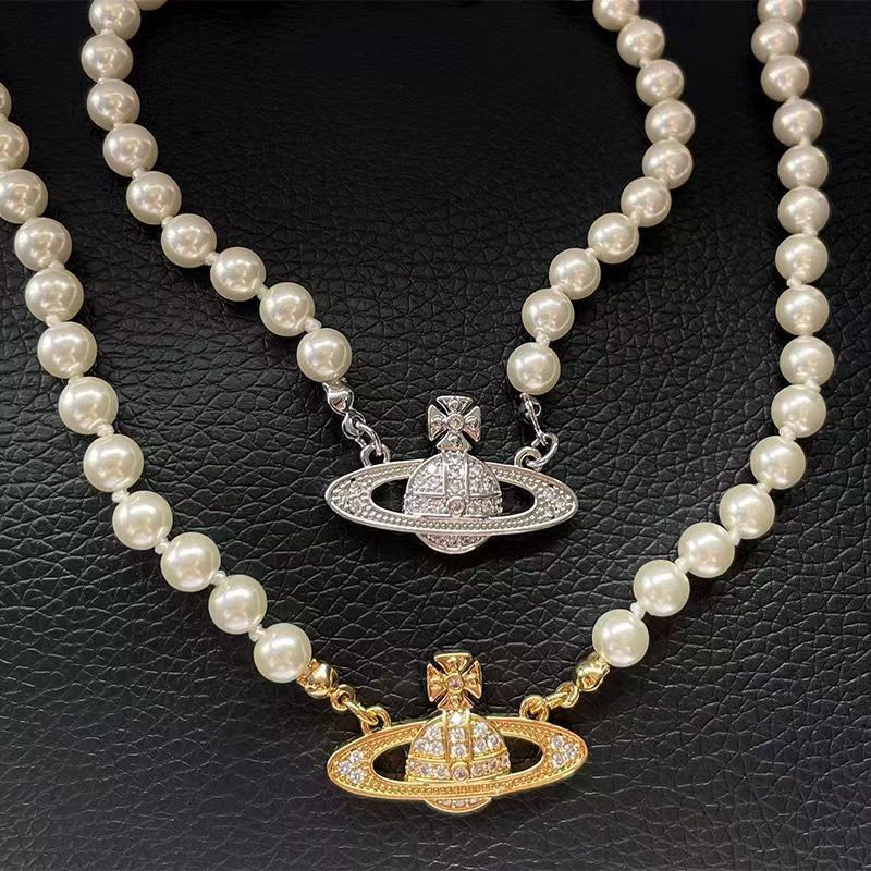 Brooch pearl necklace women&