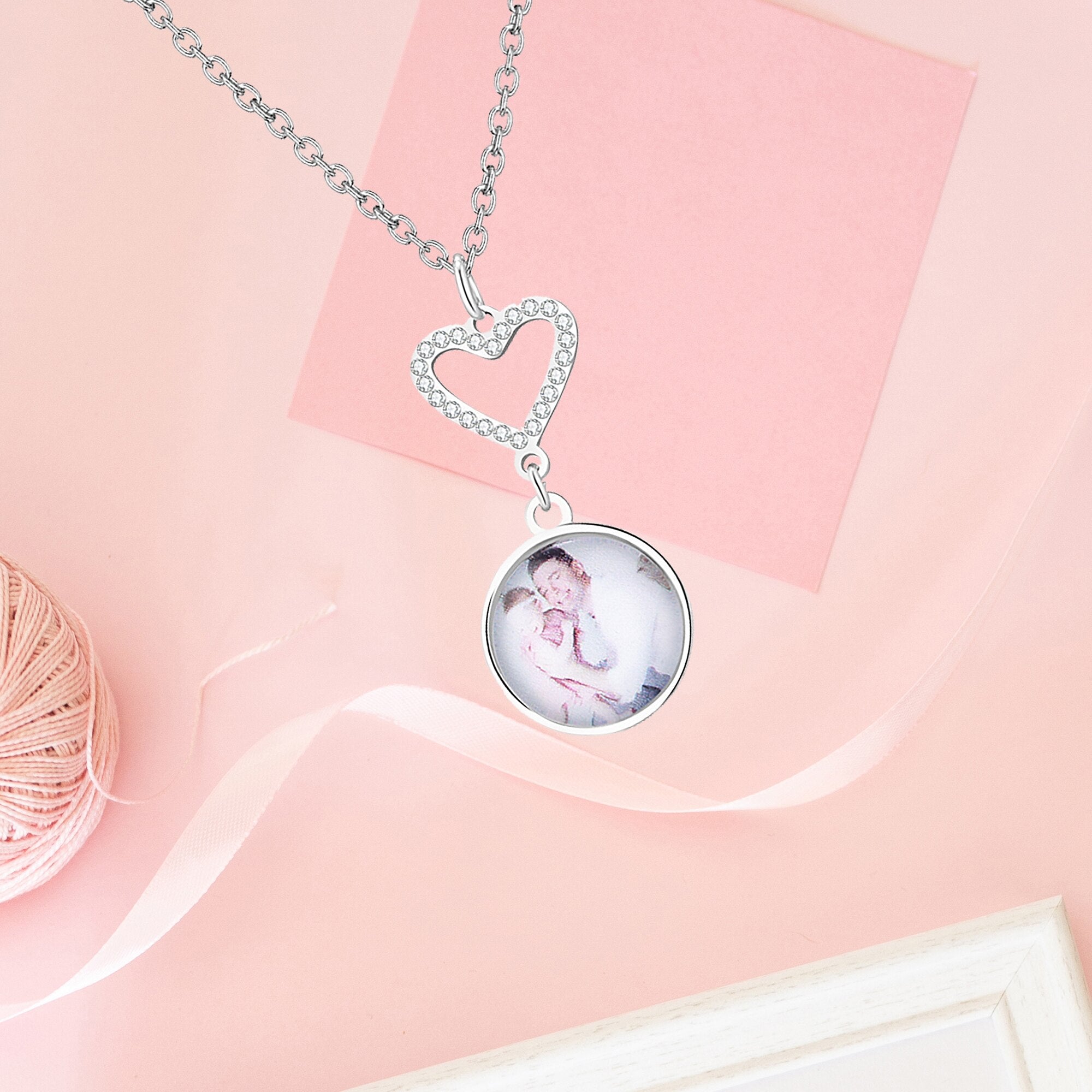 Customizable Photo Romantic Simple Small Heart-shaped Necklaces Exquisite  Silver Color Clavicle Chain Women&