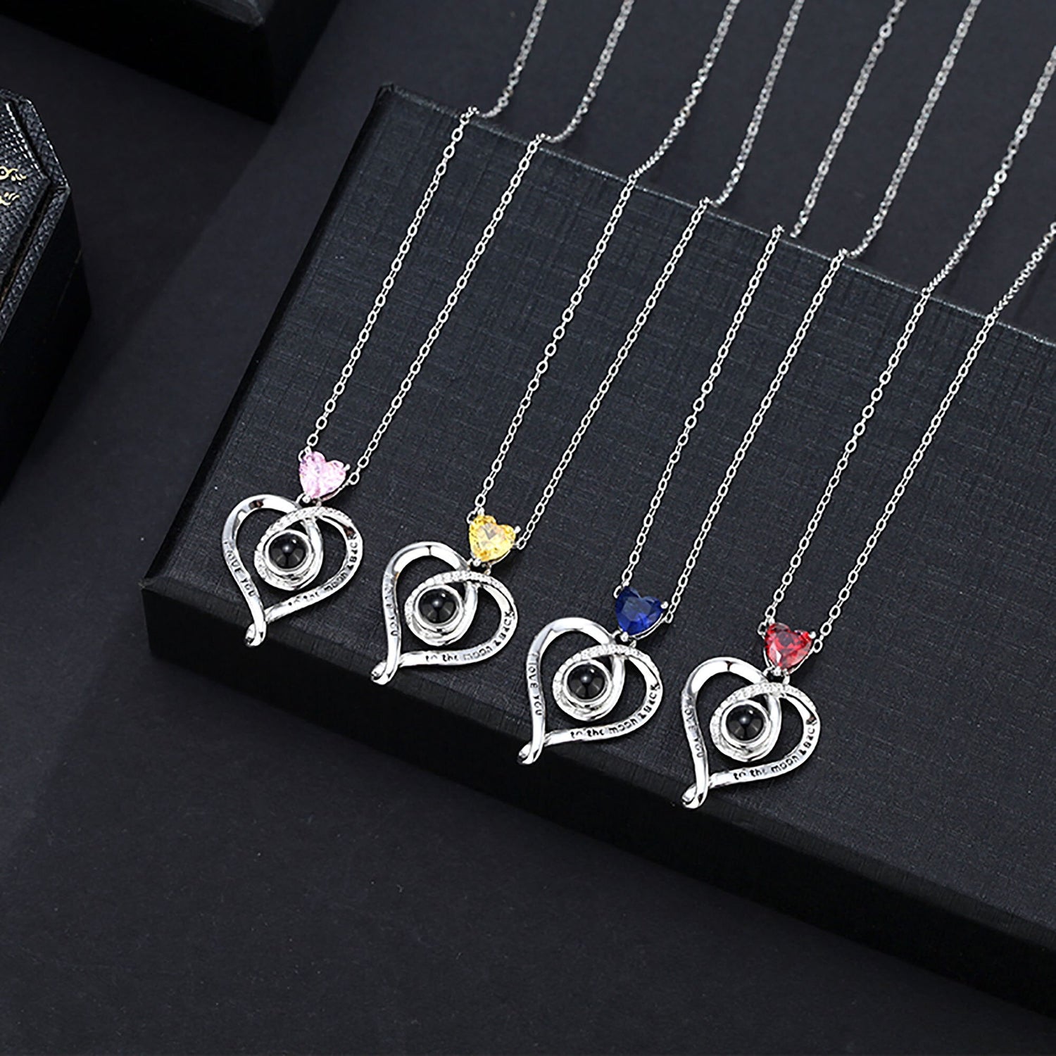 Love with customizable photosProjection Necklace Pendant Jewelry For Lover Girlfriend