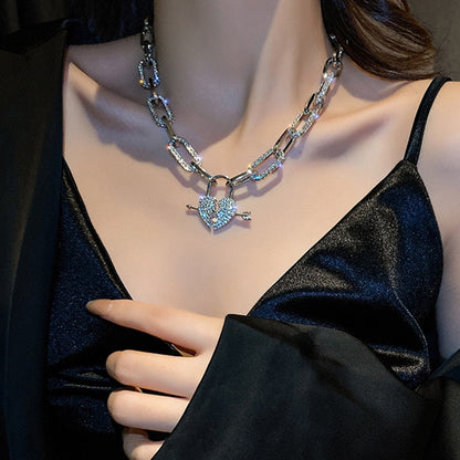 Metal Love Heart Cupid Pendants Female Clavicle Chain Light Luxury Niche Design Necklace