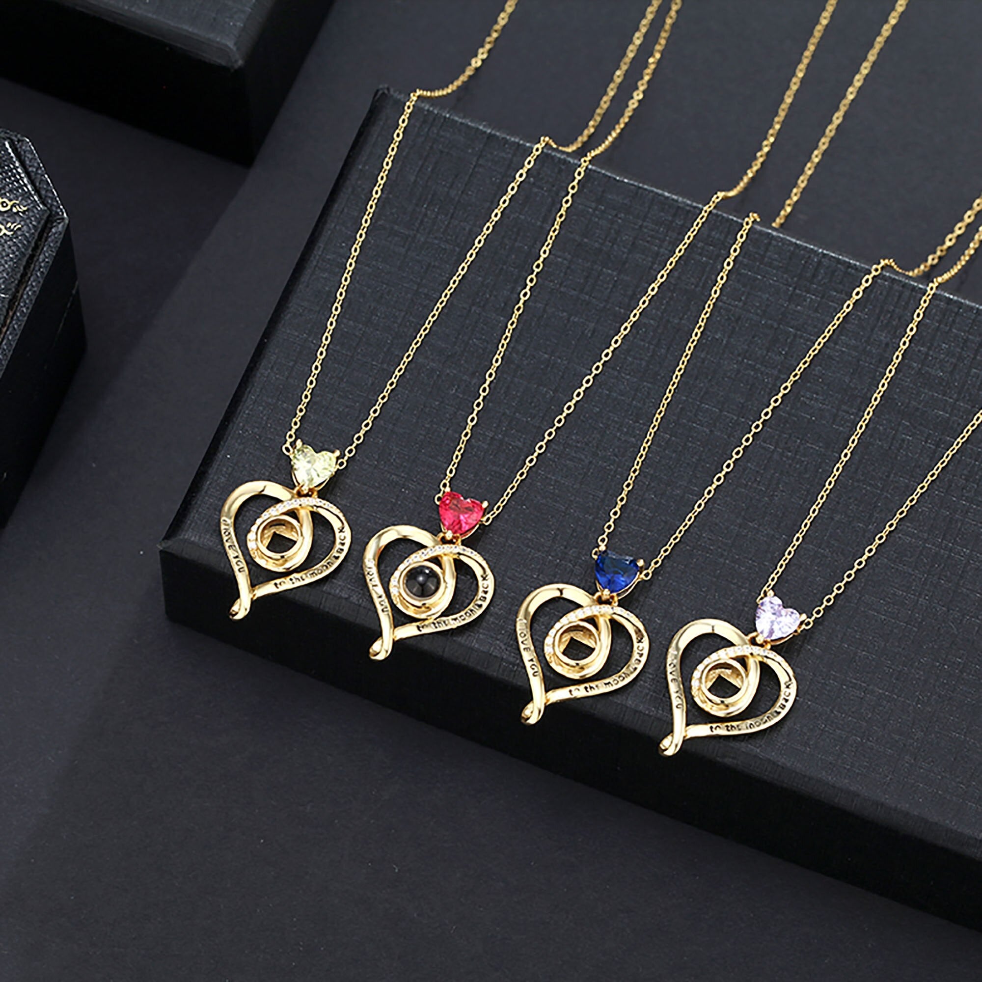 Love with customizable photosProjection Necklace Pendant Jewelry For Lover Girlfriend