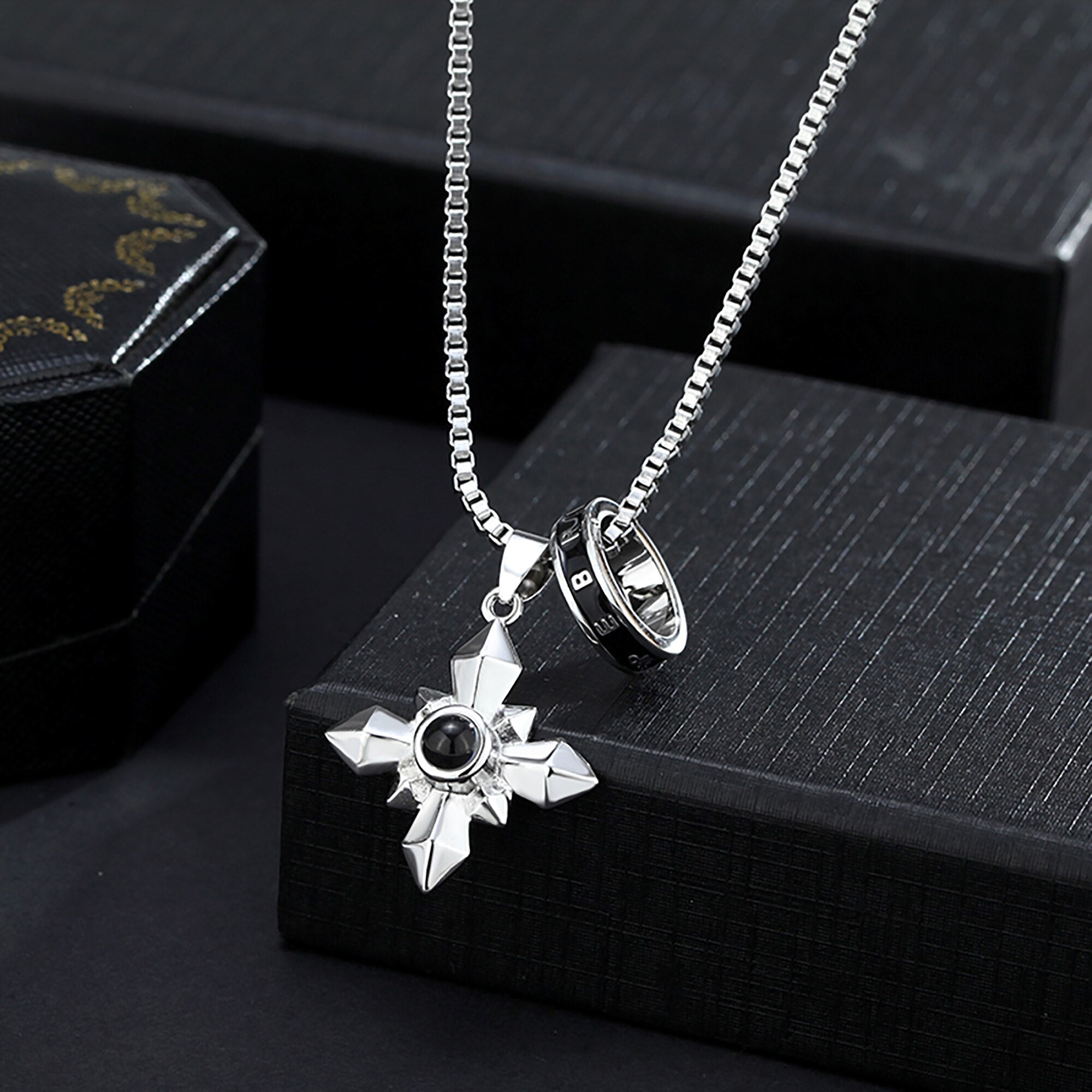 Customized photo ringProjection Necklace  Pendant Jewelry For Lover Girlfriend