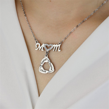 Personalized Diamond Mom Necklace With Crystal Baby Feet Engraved Names Pendant