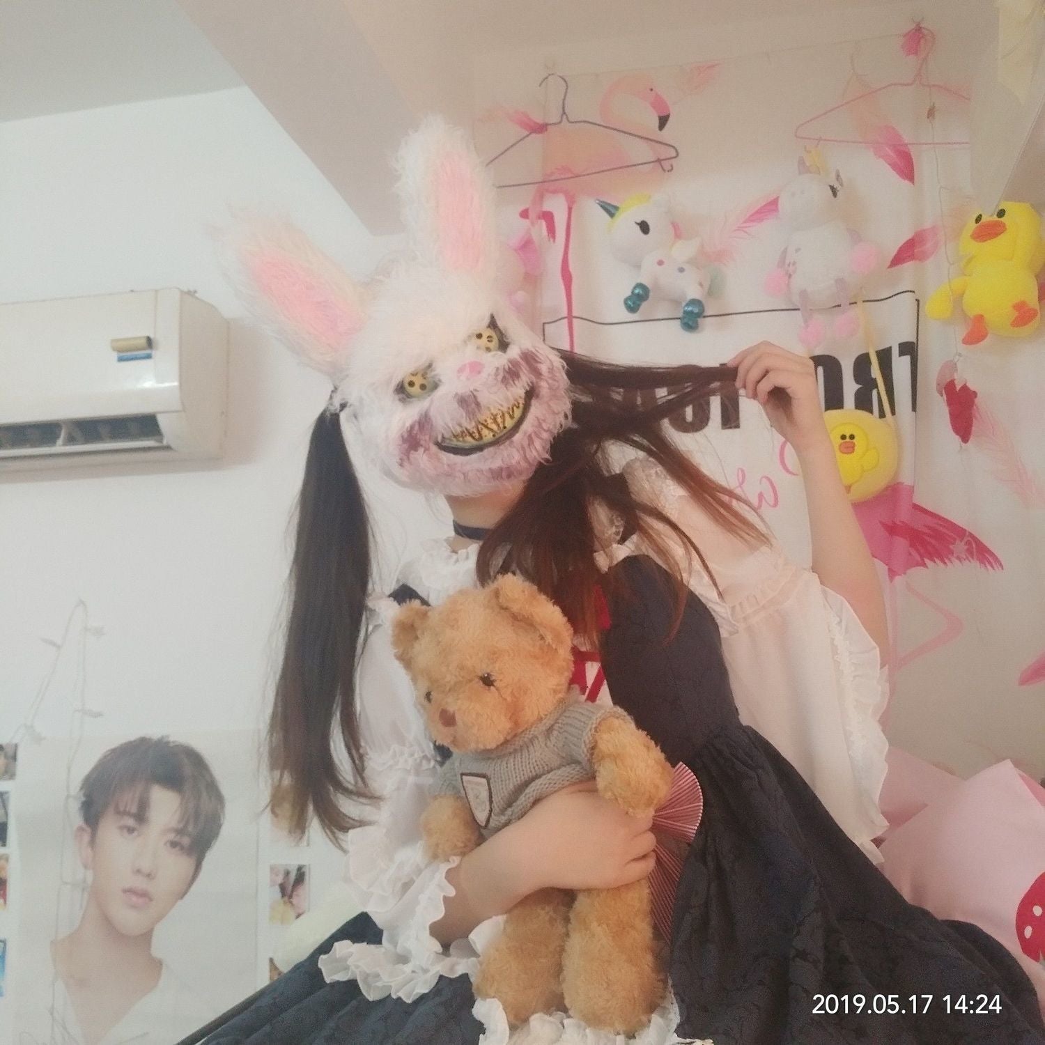 Halloween bloody rabbit mask