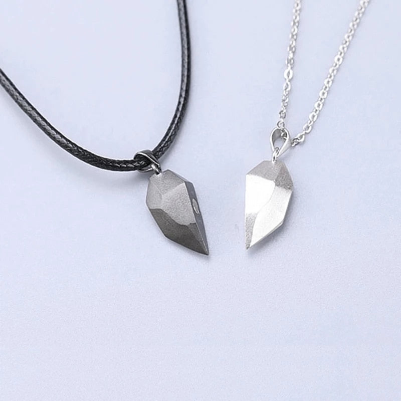 2pcs matching necklaces for couples Magnetic Lovers Heart necklaces Suction Wishing Stone