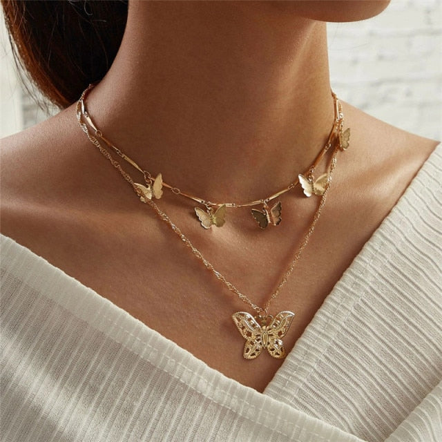 29 stylish Gold necklace on neck Gold chain Women&