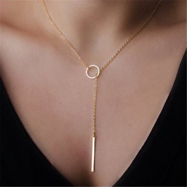 29 stylish Gold necklace on neck Gold chain Women&