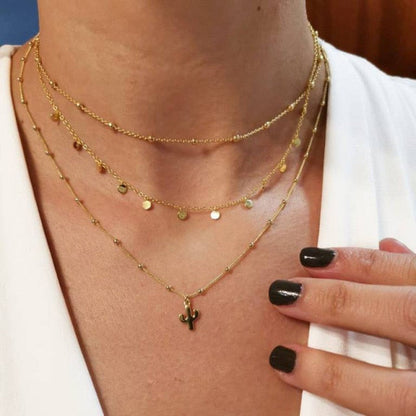 29 stylish Gold necklace on neck Gold chain Women&