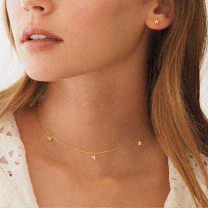 29 stylish Gold necklace on neck Gold chain Women&