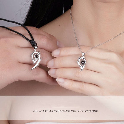 2PCS/set matching necklaces for couples 100 Languages I Love You Lovers Heart Magnetic relationship Necklace
