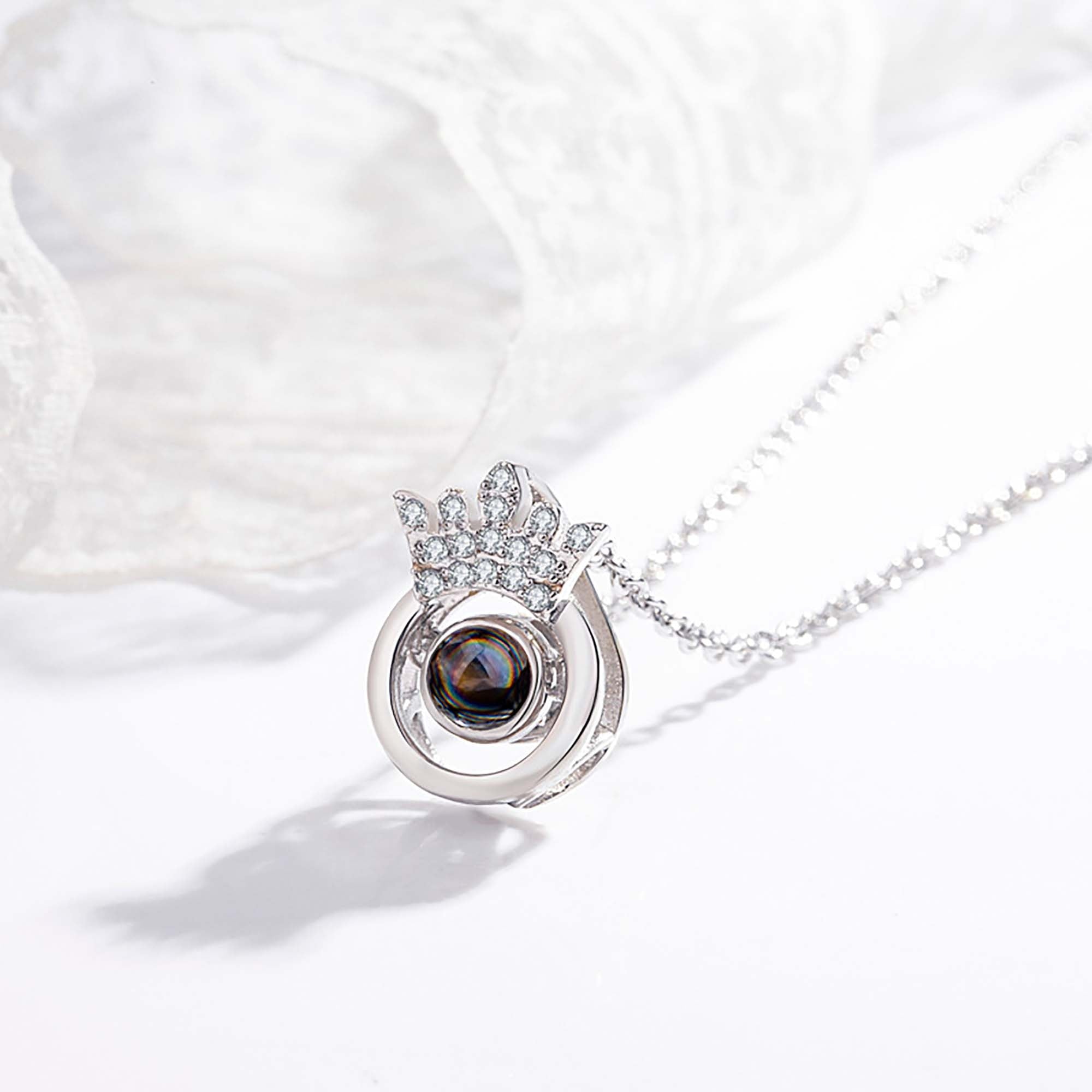 Round Crown Projection Necklace Pendant