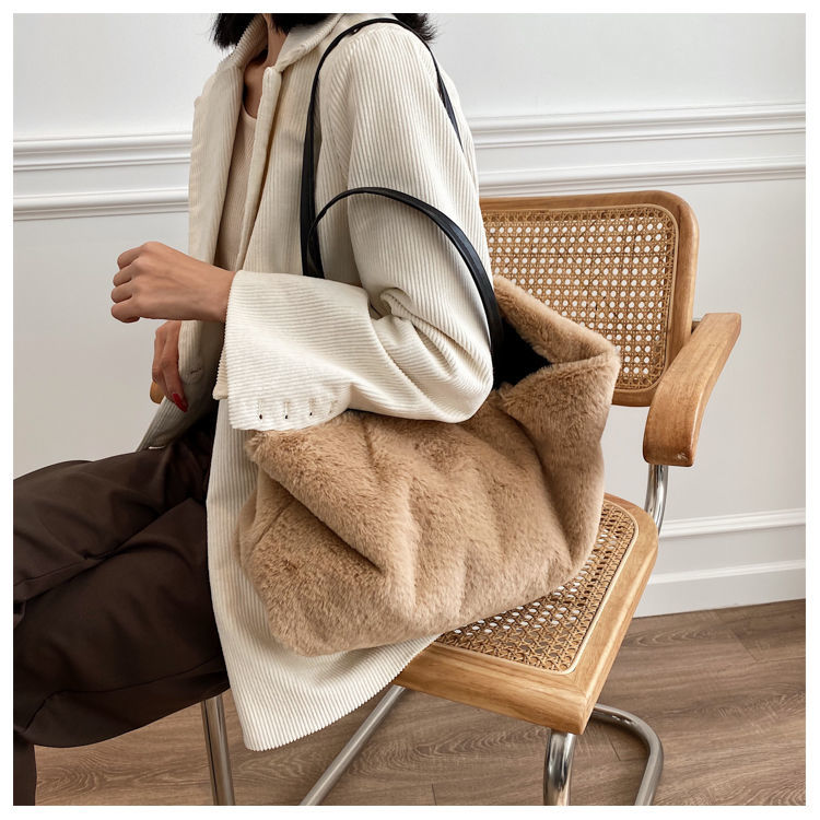 Large Tote Winter Plush Bags For Women Fashion 2021 Furry Shoulder